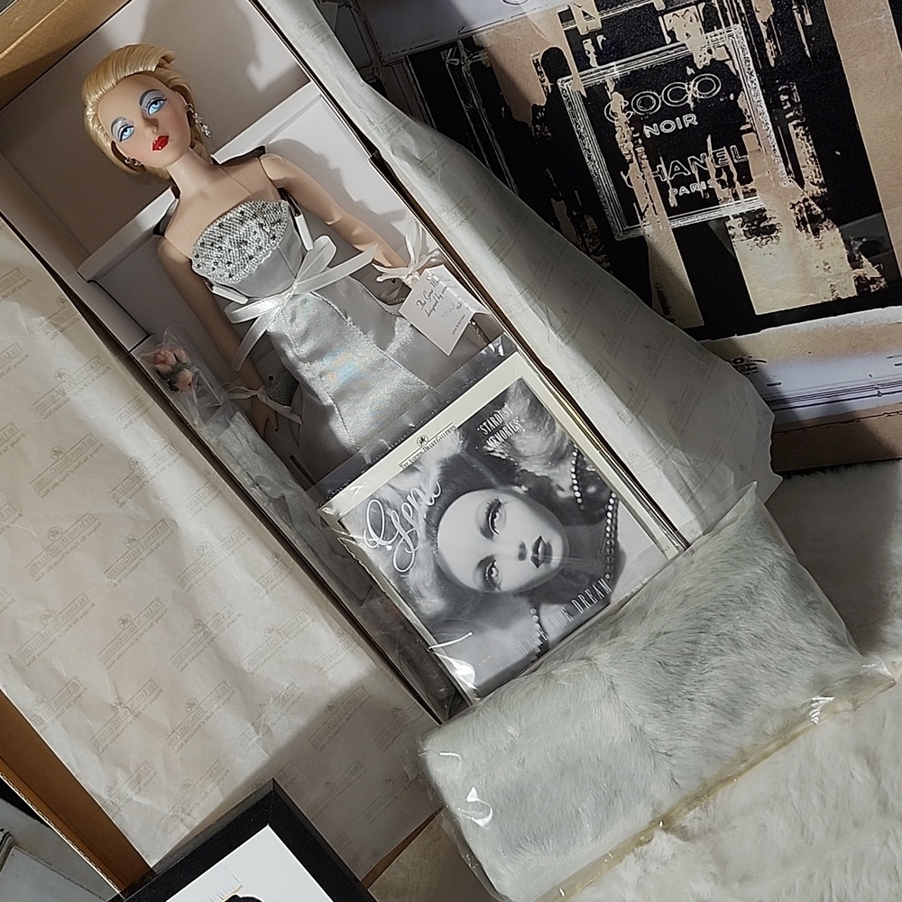 The Ashton-Drake Galleries collectable doll
